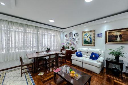 Apartamento à venda com 238m², 6 quartos e 4 vagas Apartamento à venda com 238m², 6 quartos e 4 vagasSala