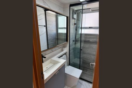 Banheiro de apartamento para alugar com 2 quartos, 38m² em Vila Rio de Janeiro, Guarulhos