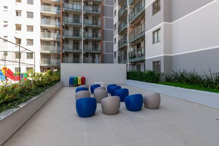 Apartamento à venda com 44m², 2 quartos e sem vagaÁrea comum