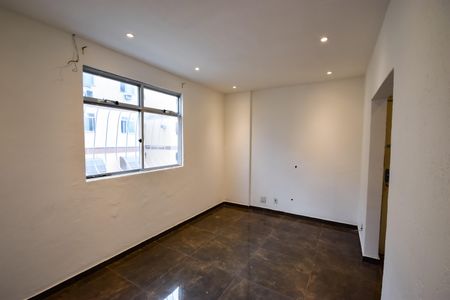 Sala de apartamento para alugar com 2 quartos, 50m² em Abolição, Rio de Janeiro