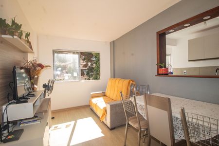 Sala de apartamento para alugar com 1 quarto, 42m² em Santa Tereza, Porto Alegre