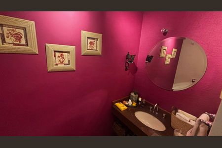 Apartamento à venda com 190m², 3 quartos e 2 vagas Apartamento à venda com 190m², 3 quartos e 2 vagasLavabo