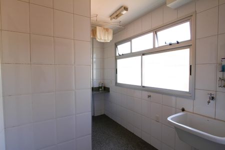 Apartamento à venda com 135m², 4 quartos e 2 vagasÁrea de Serviço