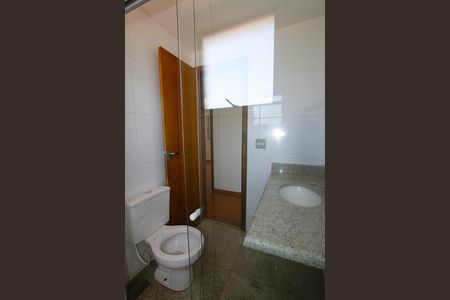 Apartamento à venda com 135m², 4 quartos e 2 vagasBanheiro Social