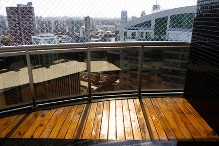 Vista da Sacada de apartamento para alugar com 1 quarto, 52m² em Caminho das Árvores, Salvador