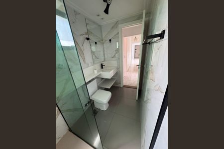 Apartamento à venda com 106m², 2 quartos e 2 vagas Apartamento à venda com 106m², 2 quartos e 2 vagasBanheiro