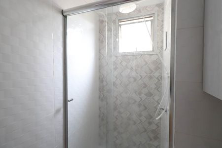 Apartamento à venda com 49m², 2 quartos e 1 vaga Apartamento à venda com 49m², 2 quartos e 1 vagaBanheiro