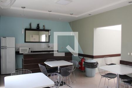 Apartamento à venda com 52m², 2 quartos e 1 vaga Apartamento à venda com 52m², 2 quartos e 1 vagaÁrea comum - Salão de festas