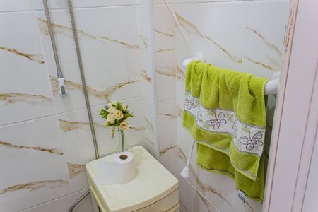 Apartamento à venda com 112m², 3 quartos e sem vaga Apartamento à venda com 112m², 3 quartos e sem vagaBanheiro de Serviço