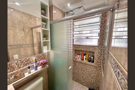 Apartamento à venda com 50m², 2 quartos e 1 vaga Apartamento à venda com 50m², 2 quartos e 1 vagaBanheiro