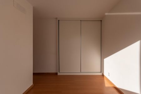 Apartamento para alugar com 155m², 2 quartos e 2 vagas Apartamento para alugar com 155m², 2 quartos e 2 vagasSuíte