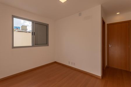 Suíte de apartamento para alugar com 2 quartos, 155m² em Liberdade, Belo Horizonte