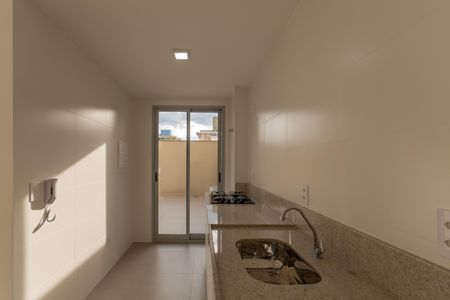Apartamento para alugar com 155m², 2 quartos e 2 vagas Apartamento para alugar com 155m², 2 quartos e 2 vagasCozinha