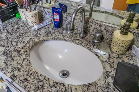 Apartamento à venda com 82m², 3 quartos e 1 vagaBanheiro da Suíte