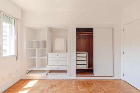 Apartamento à venda com 150m², 3 quartos e 1 vagaQuarto 2