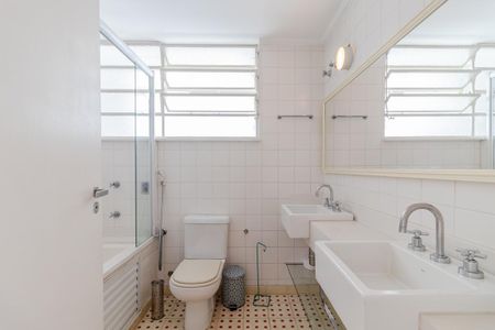 Apartamento à venda com 150m², 3 quartos e 1 vagaBanheiro da Suíte