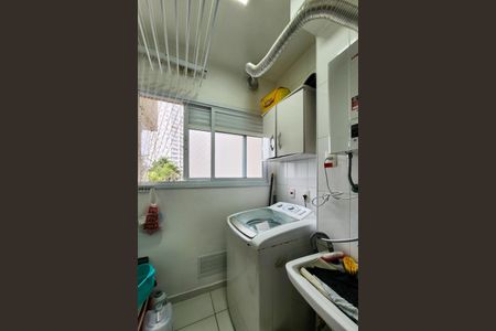 Apartamento à venda com 78m², 3 quartos e 1 vagaÁrea de Serviço