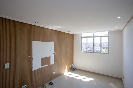 Sala de apartamento para alugar com 2 quartos, 67m² em Jardim Prudência, Diadema