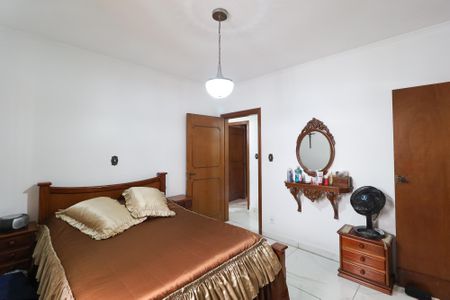 Casa à venda com 196m², 5 quartos e 5 vagas Casa à venda com 196m², 5 quartos e 5 vagasSuíte