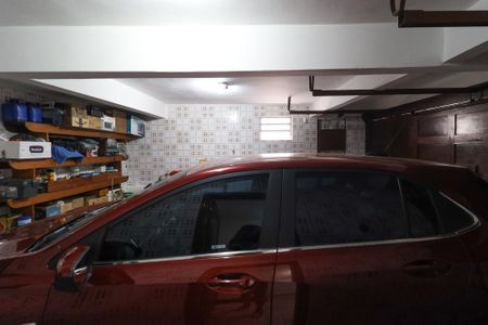 Casa à venda com 196m², 5 quartos e 5 vagas Casa à venda com 196m², 5 quartos e 5 vagasÁrea comum