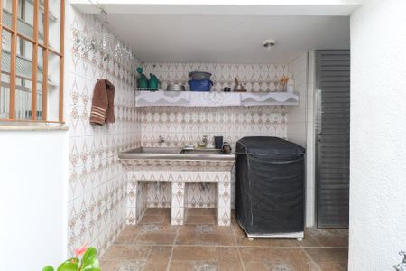 Casa à venda com 196m², 5 quartos e 5 vagas Casa à venda com 196m², 5 quartos e 5 vagasÁrea de Serviço