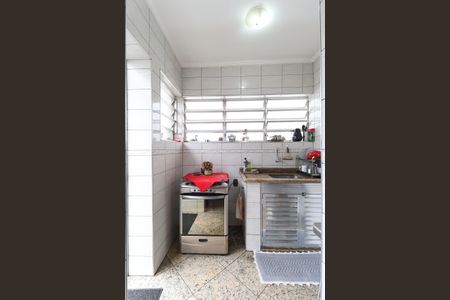 Casa à venda com 196m², 5 quartos e 5 vagas Casa à venda com 196m², 5 quartos e 5 vagasCozinha