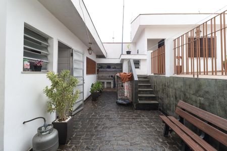 Casa à venda com 196m², 5 quartos e 5 vagas Casa à venda com 196m², 5 quartos e 5 vagasÁrea comum