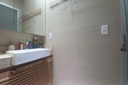 Banheiro de casa à venda com 3 quartos, 80m² em Parque Jambeiro, Campinas