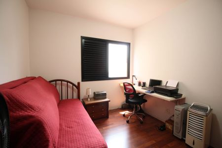 Apartamento à venda com 144m², 3 quartos e 3 vagas Apartamento à venda com 144m², 3 quartos e 3 vagasQuarto 1