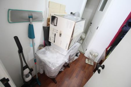 Apartamento à venda com 144m², 3 quartos e 3 vagas Apartamento à venda com 144m², 3 quartos e 3 vagasQuarto de Serviço