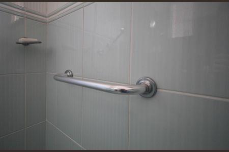 Apartamento à venda com 144m², 3 quartos e 3 vagas Apartamento à venda com 144m², 3 quartos e 3 vagasBanheiro da Suíte 2