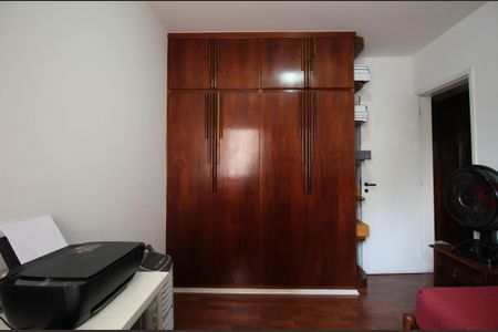 Apartamento à venda com 144m², 3 quartos e 3 vagas Apartamento à venda com 144m², 3 quartos e 3 vagasQuarto 1