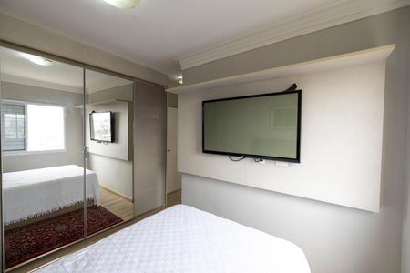 Apartamento à venda com 74m², 3 quartos e 2 vagas Apartamento à venda com 74m², 3 quartos e 2 vagasSuite