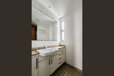 Apartamento à venda com 65m², 3 quartos e 1 vaga Apartamento à venda com 65m², 3 quartos e 1 vagaBanheiro