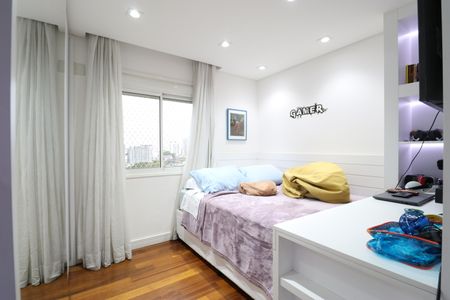 Apartamento à venda com 160m², 3 quartos e 2 vagasQuarto 2