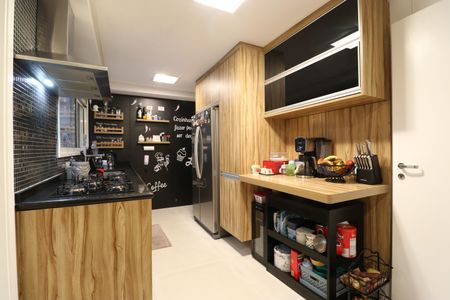 Apartamento à venda com 160m², 3 quartos e 2 vagasCozinha