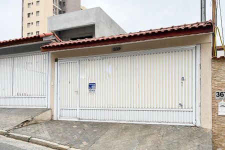 Casa à venda com 181m², 3 quartos e 2 vagasFachada - Placa