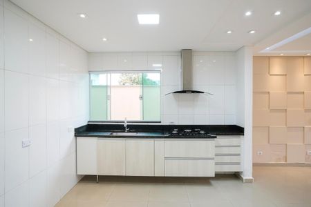 Casa à venda com 181m², 3 quartos e 2 vagasCozinha