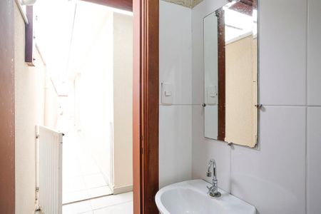 Casa à venda com 181m², 3 quartos e 2 vagasÁrea Gourmet - Banheiro