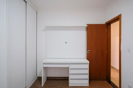 Casa à venda com 181m², 3 quartos e 2 vagasQuarto 1