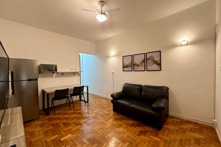 Sala de apartamento para alugar com 1 quarto, 35m² em Flamengo, Rio de Janeiro