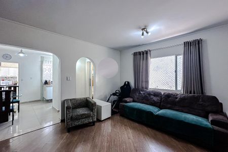 Casa à venda com 181m², 2 quartos e 2 vagas Casa à venda com 181m², 2 quartos e 2 vagasSala