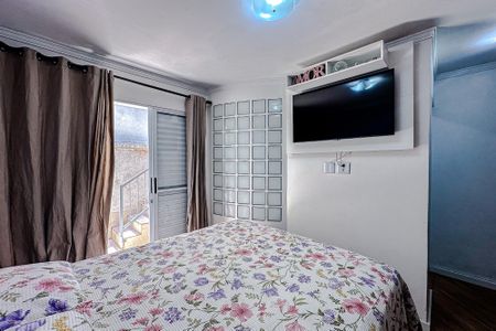 Casa à venda com 181m², 2 quartos e 2 vagas Casa à venda com 181m², 2 quartos e 2 vagasQuarto 2 - Suíte