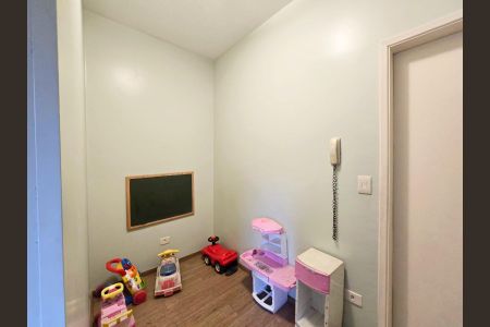 Apartamento à venda com 93m², 3 quartos e 2 vagas Apartamento à venda com 93m², 3 quartos e 2 vagasÁrea comum - Brinquedoteca
