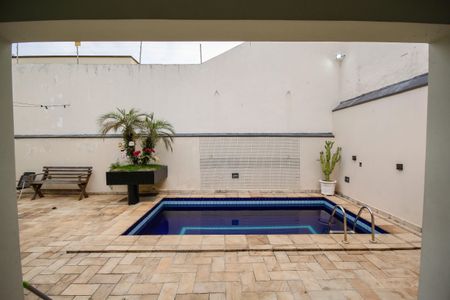 Casa para alugar com 400m², 4 quartos e 8 vagasÁrea Externa