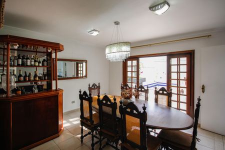 Casa para alugar com 400m², 4 quartos e 8 vagasSala 2