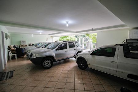 Casa para alugar com 400m², 4 quartos e 8 vagasGaragem