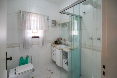 Casa para alugar com 400m², 4 quartos e 8 vagasBanheiro da Suíte 4