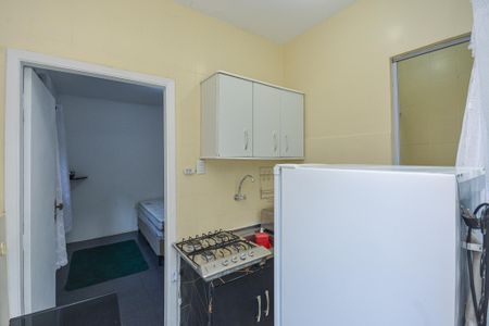 Cozinha de casa para alugar com 1 quarto, 30m² em Interlagos, São Paulo
