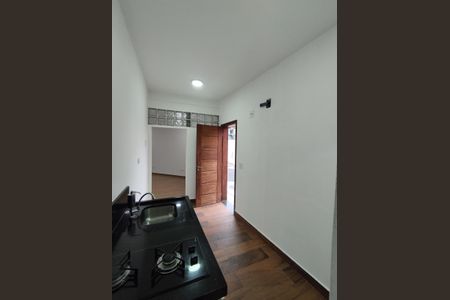 Cozinha  de casa para alugar com 1 quarto, 30m² em Vila Água Funda, São Paulo